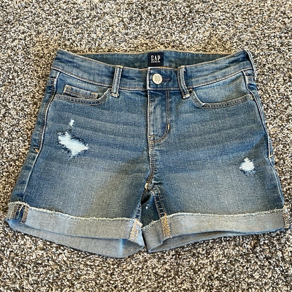 Gap kids jean shorts, girls size 8